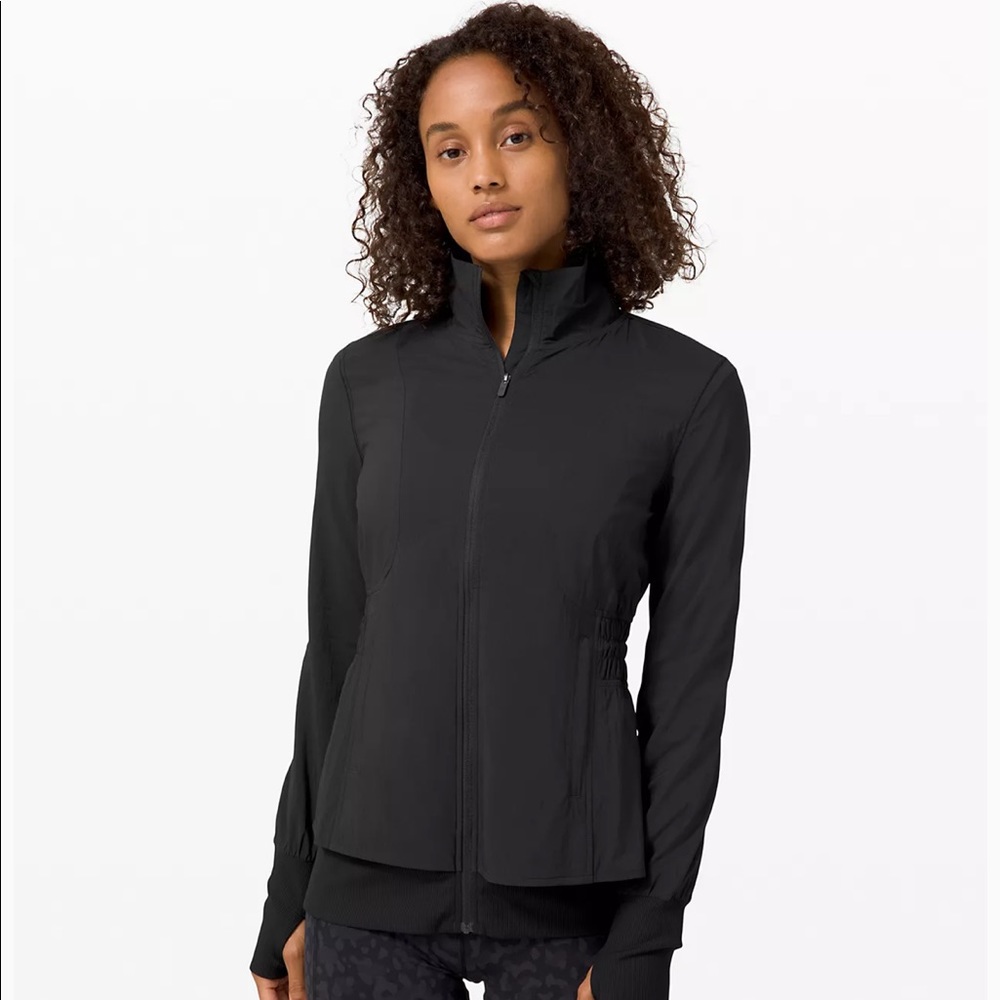 Lululemon sights seen black jacket size 0